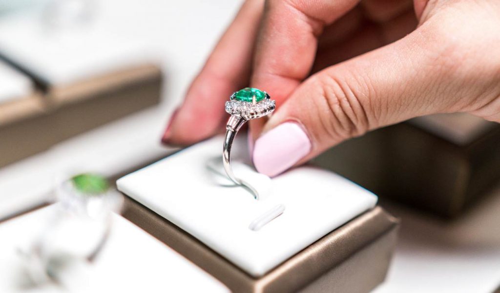 emerald engagement Rings